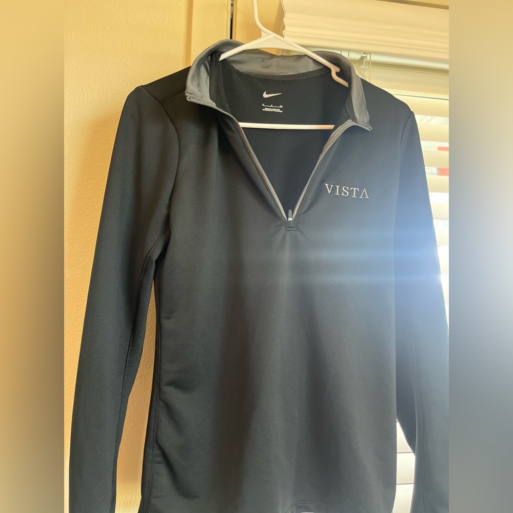 Nike pull over